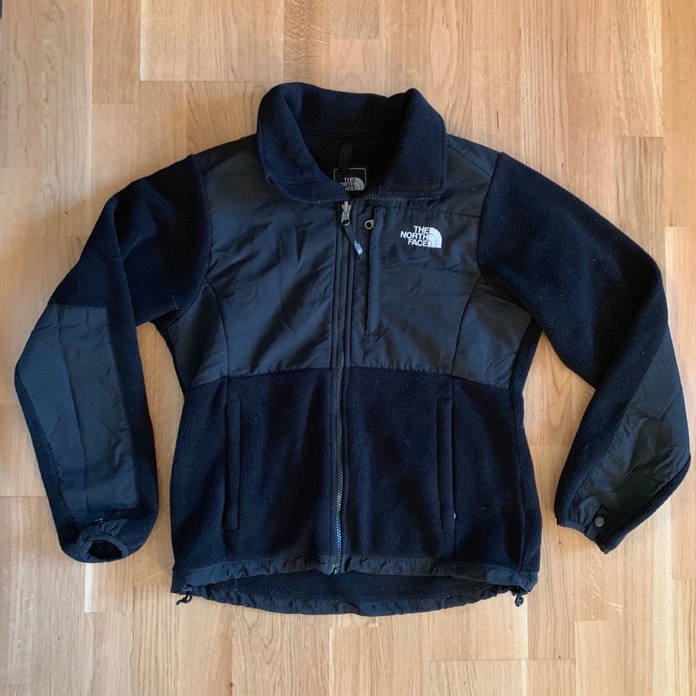 The North Face Women’s Black Denali Fleece Jacket